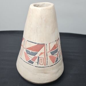 Vintage Native American Vase - Arizona